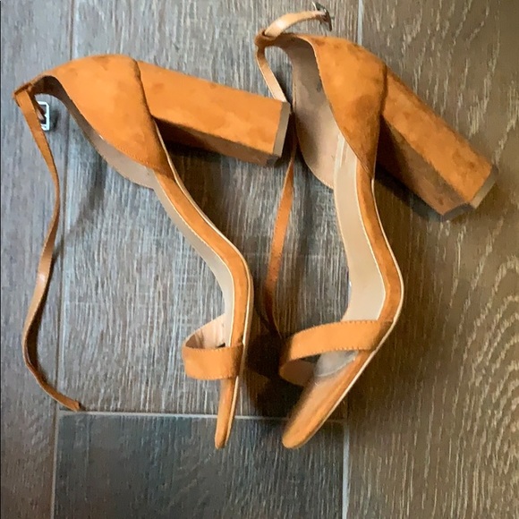 Mustard Sandals - Picture 2 of 3